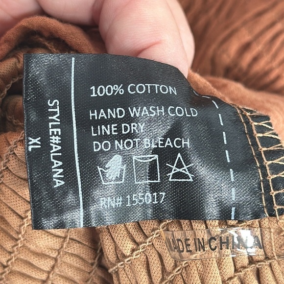 NWT Baltic Born Alana Smocked Midi Dress in Mocha Sz XL - Picture 4 of 5